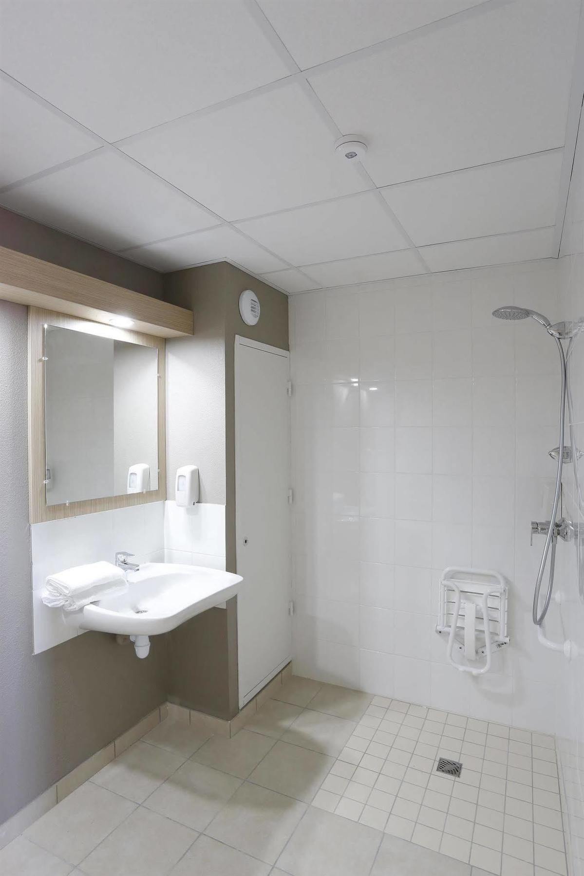B&B Hotel Гап Екстер'єр фото